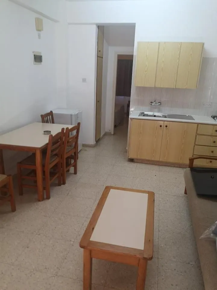 Hotel Sweet Memories Standard Apts Protaras
