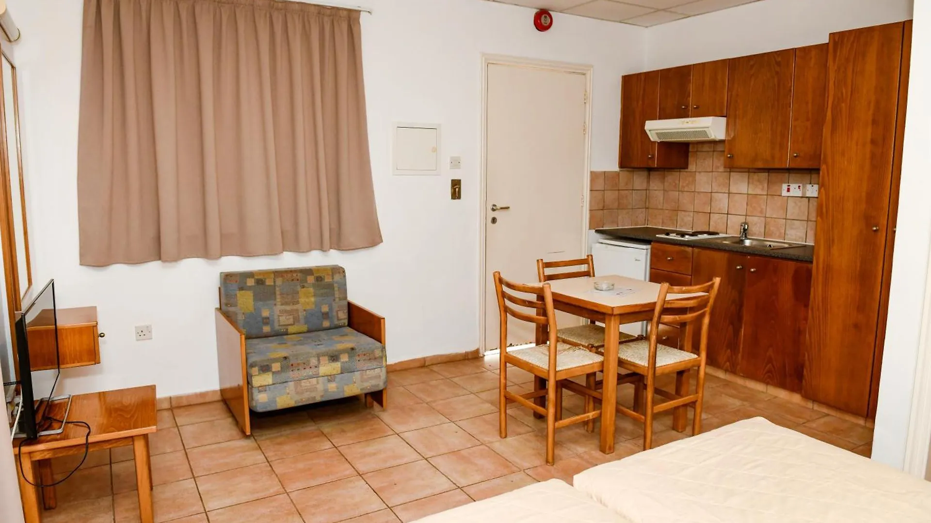 ** Hotel Sweet Memories Standard Apts Protaras Chipre